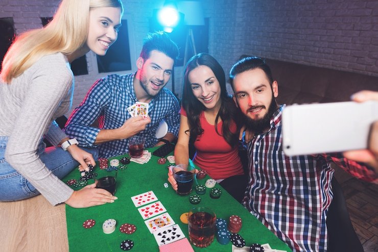 Get notified of new releases on scater911 app Push notification alert on mobile: New release from scater911 gaming platform